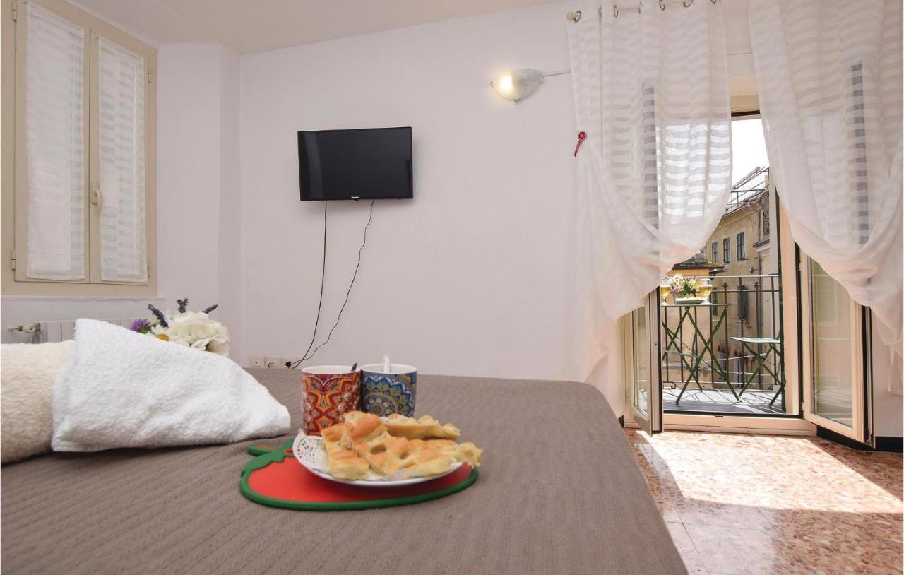 Amazing Apartment In Albenga With Wifi Экстерьер фото